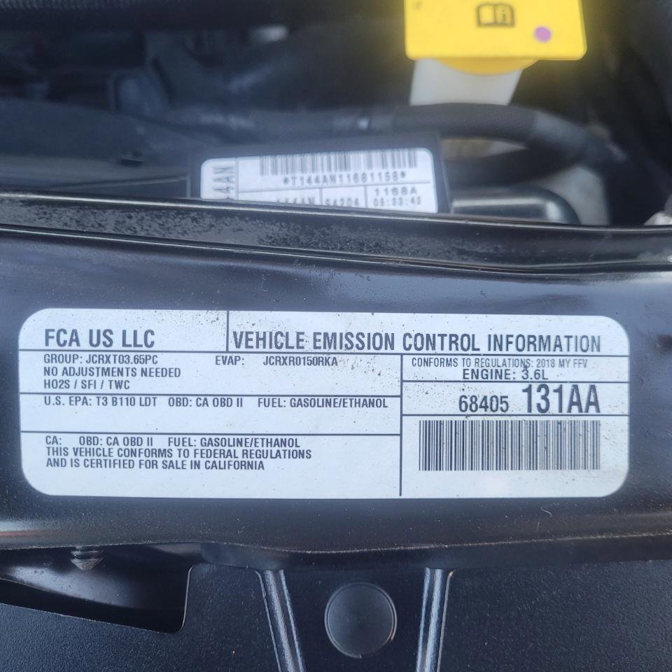 Used 2018 Dodge Grand Caravan SE w/ UConnect Hands-Free Group image 30