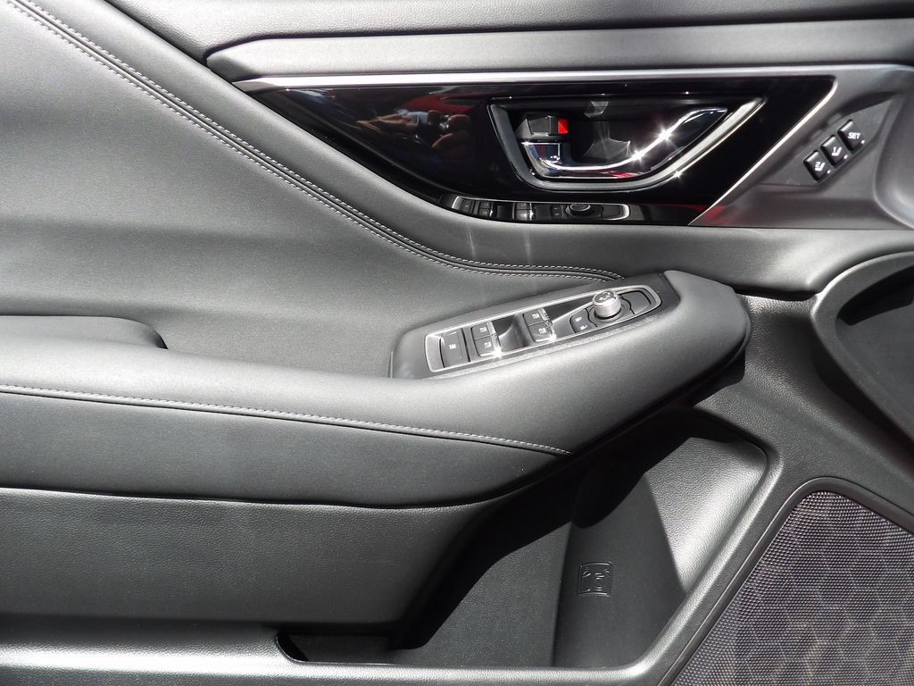 Used 2023 Subaru Legacy Limited AWD/4WD image 13