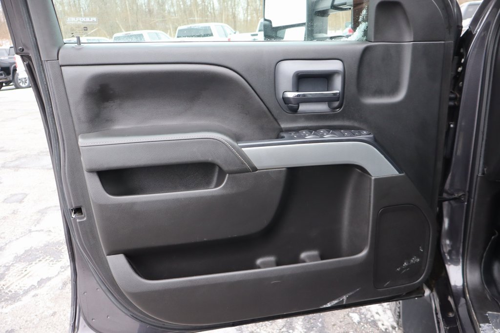 Used 2015 Chevrolet Silverado 2500 LT w/ LT Convenience Package image 15