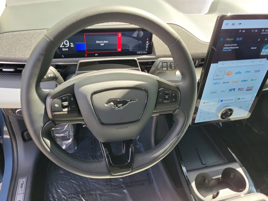 Used 2023 Ford Mustang Mach-E Premium image 21