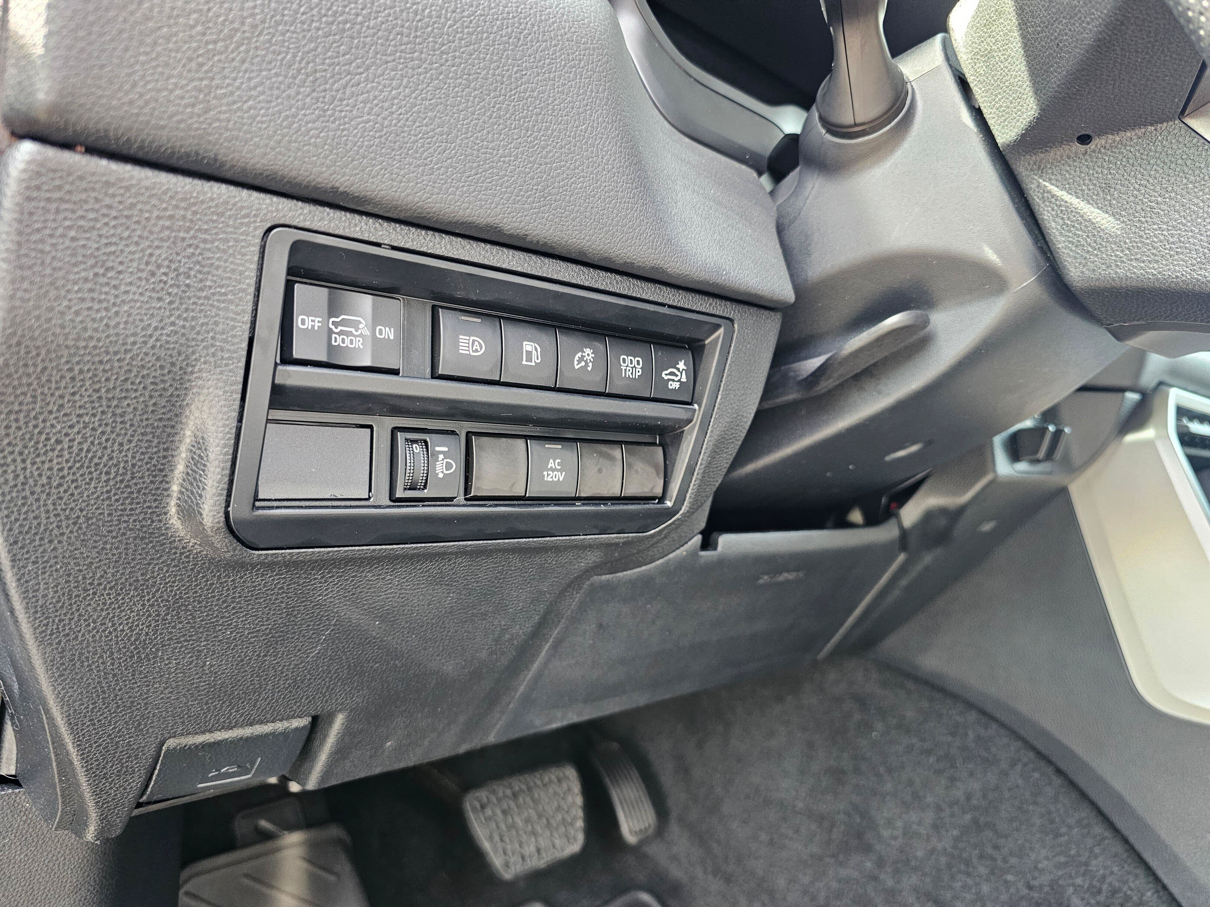 Used 2023 Toyota Sequoia SR5 w/ SR5 Premium Package AWD/4WD image 53