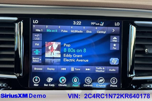 Used 2019 Chrysler Pacifica Limited w/ Advanced Safetytec Group FWD image 27