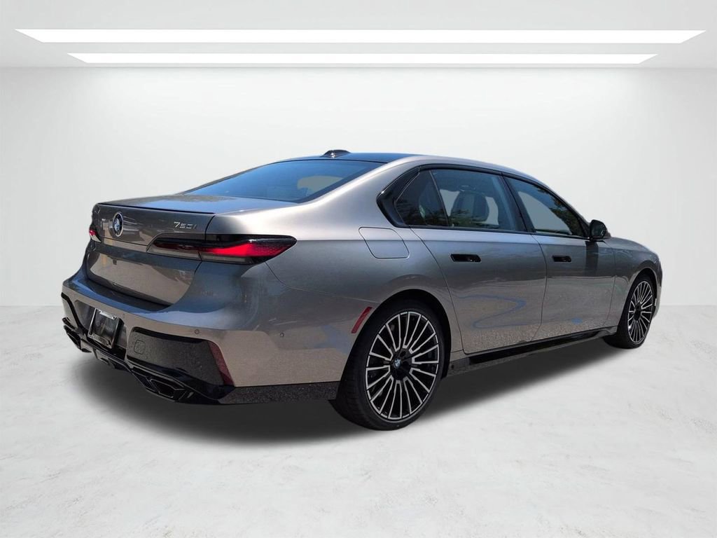 New 2026 BMW 760i xDrive w/ Executive Package AWD/4WD image 4