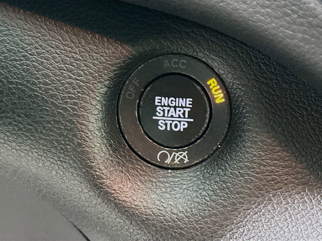 Certified 2021 Jeep Cherokee Latitude Lux image 22