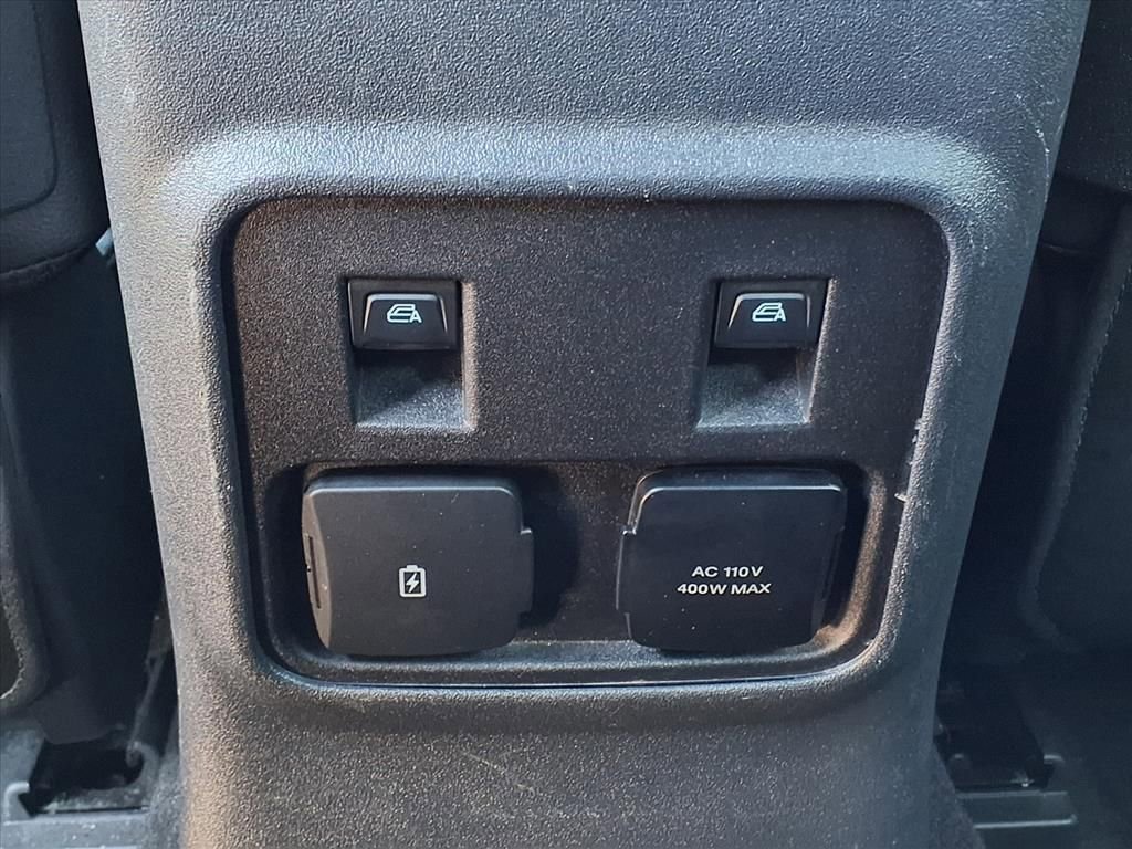 Used 2023 Ford Bronco Badlands w/ Sasquatch Package image 18