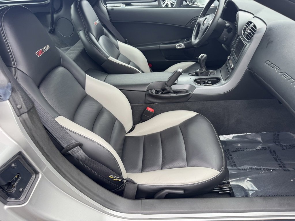 Used 2006 Chevrolet Corvette Z06 w/ Preferred Equipment Group image 22