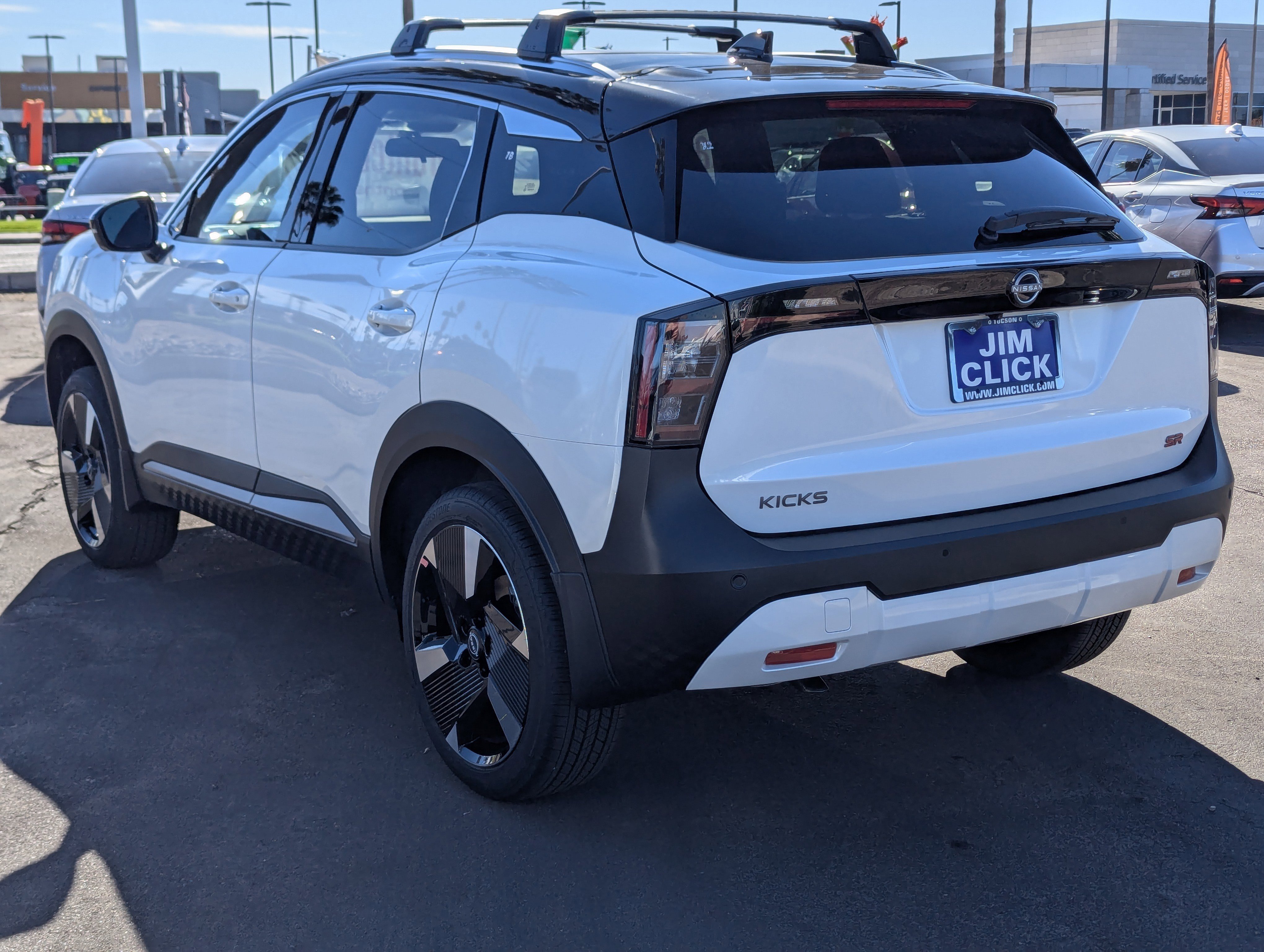 New 2026 Nissan Kicks SR image 4