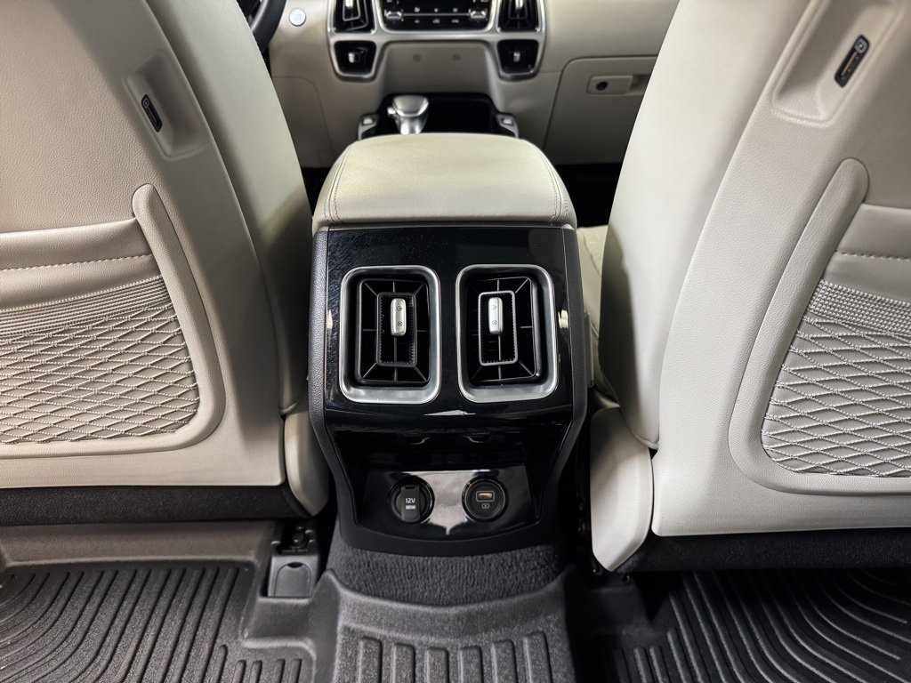 Used 2021 Kia Sorento SX image 17