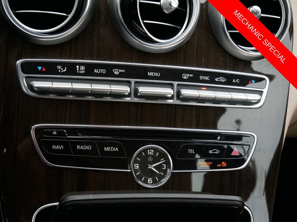 Used 2015 Mercedes-Benz C 300 4MATIC Sedan image 25