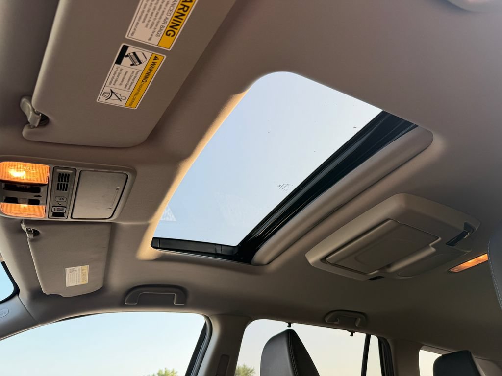 Used 2019 Honda Pilot Touring image 5