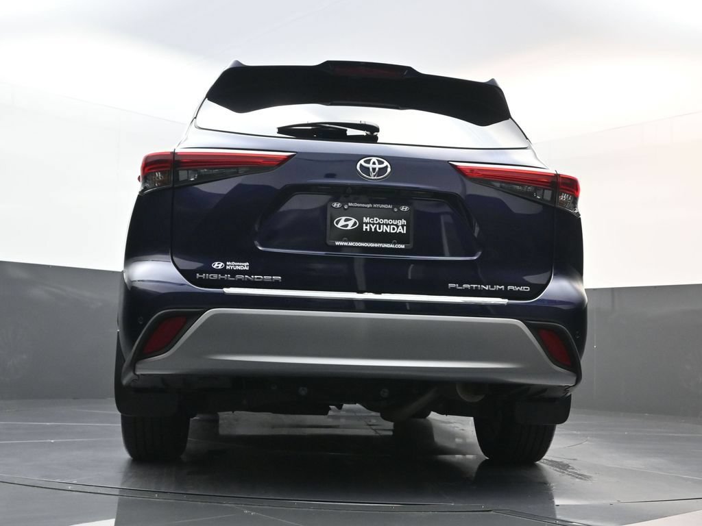 Used 2022 Toyota Highlander Platinum AWD/4WD image 24
