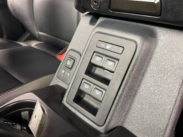 Used 2025 Ford Bronco Outer Banks w/ Sasquatch Package AWD/4WD image 13