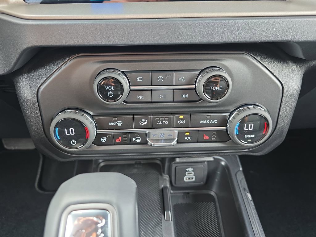 New 2026 Ford Bronco Outer Banks image 23