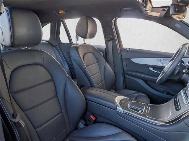 Used 2022 Mercedes-Benz GLC 300 4MATIC image 18