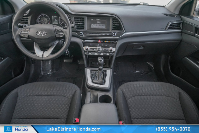 Used 2020 Hyundai Elantra SE w/ Cargo Package (C1) FWD image 19
