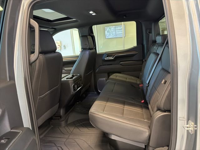 Used 2023 Chevrolet Silverado 1500 High Country w/ High Country Premium Package image 22