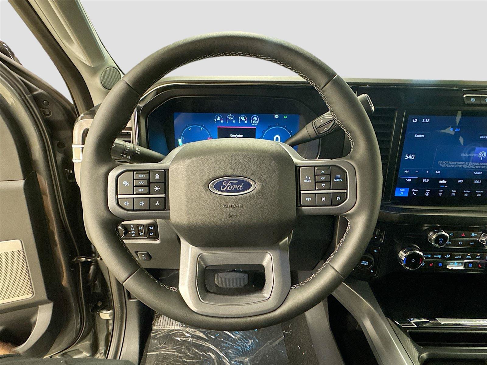 New 2026 Ford F250 Lariat w/ Black Appearance Package AWD/4WD image 11