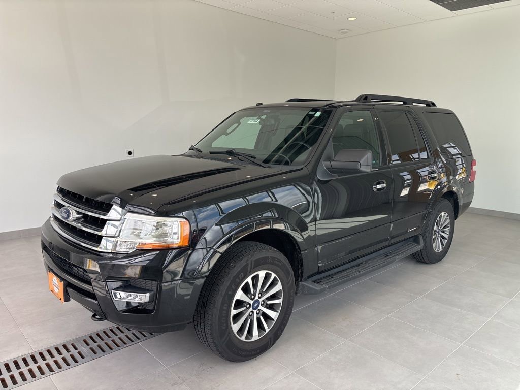Used 2017 Ford Expedition XLT w/ Equipment Group 202A AWD/4WD video 1