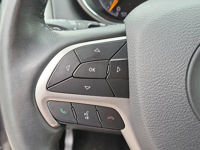 Used 2019 Jeep Grand Cherokee Altitude AWD/4WD image 21
