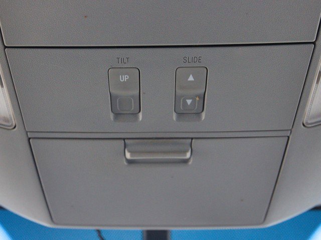 Used 2012 Toyota Sequoia Platinum image 29