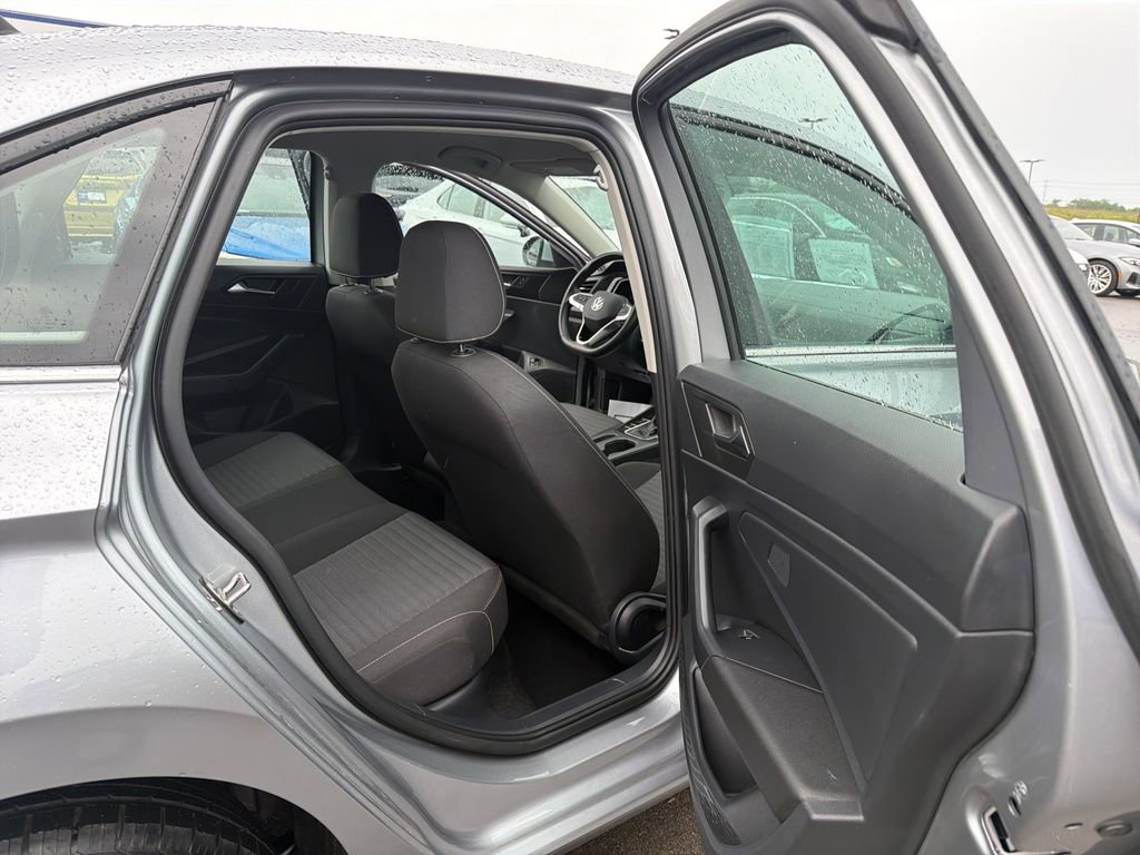 Used 2024 Volkswagen Jetta S FWD image 29