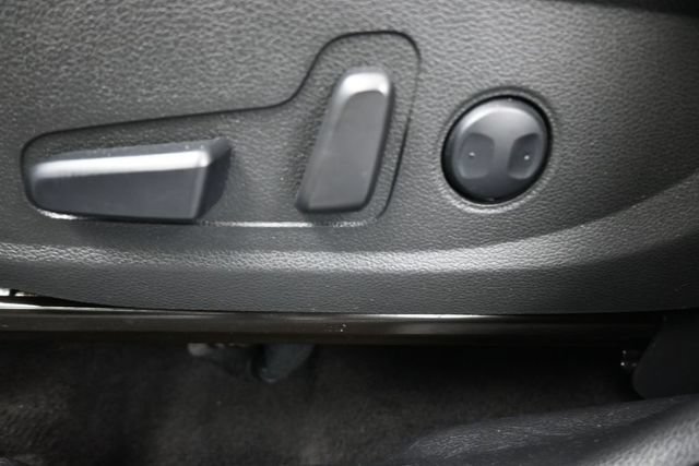Used 2023 Hyundai Santa Fe SEL FWD image 33