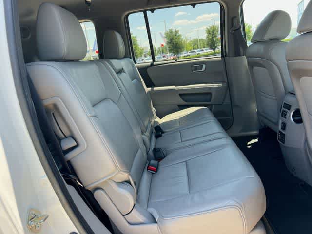 Used 2015 Honda Pilot Touring image 14