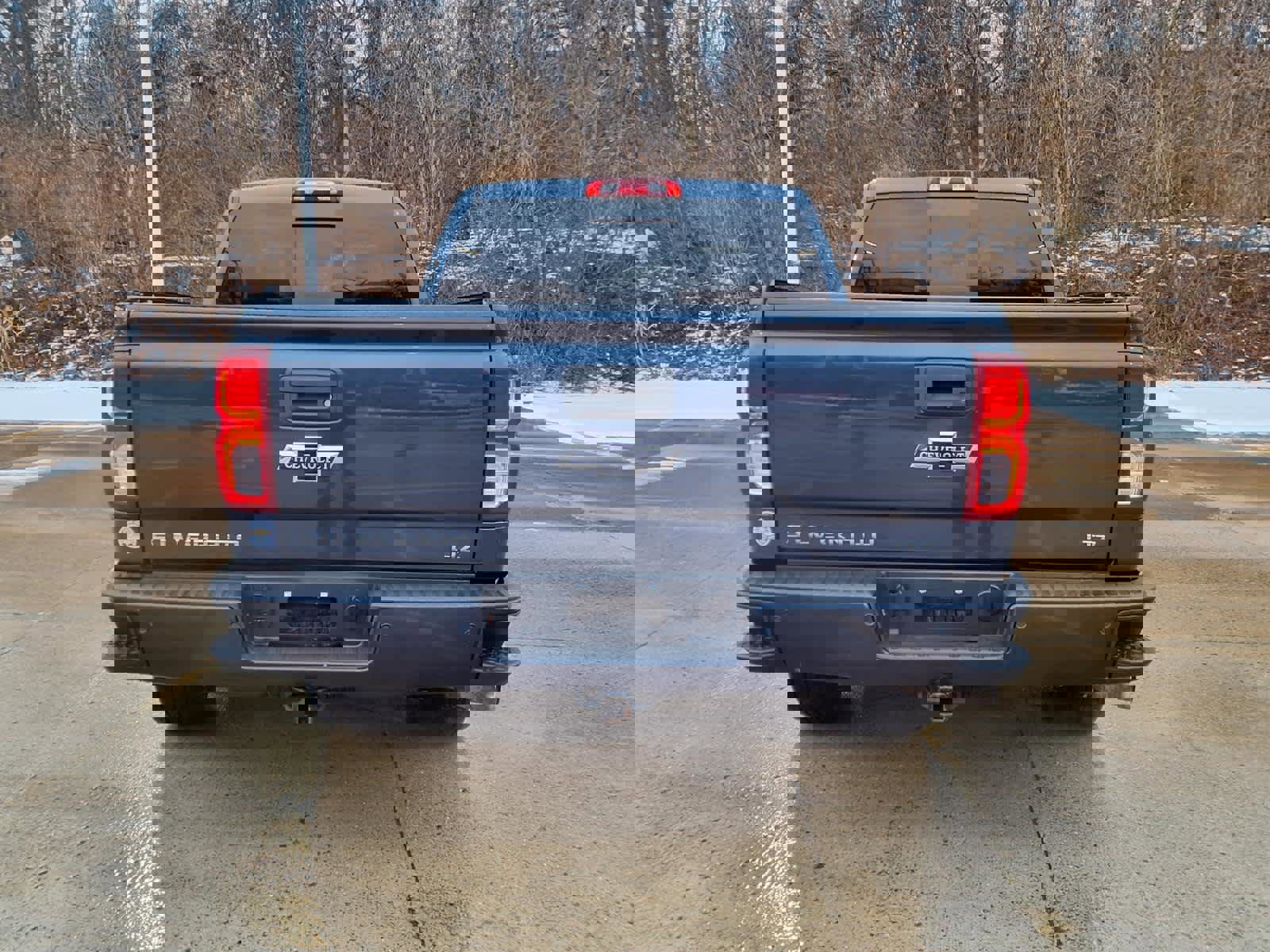 Used 2018 Chevrolet Silverado 1500 LTZ Z71 w/ Centennial Edition image 5