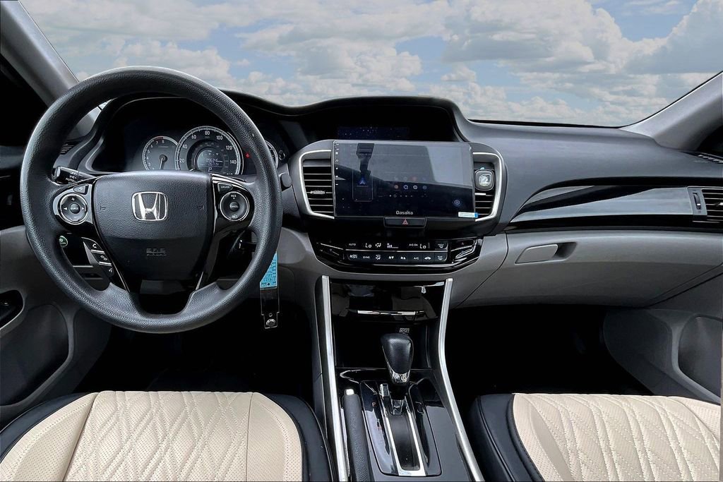 Used 2017 Honda Accord LX image 7