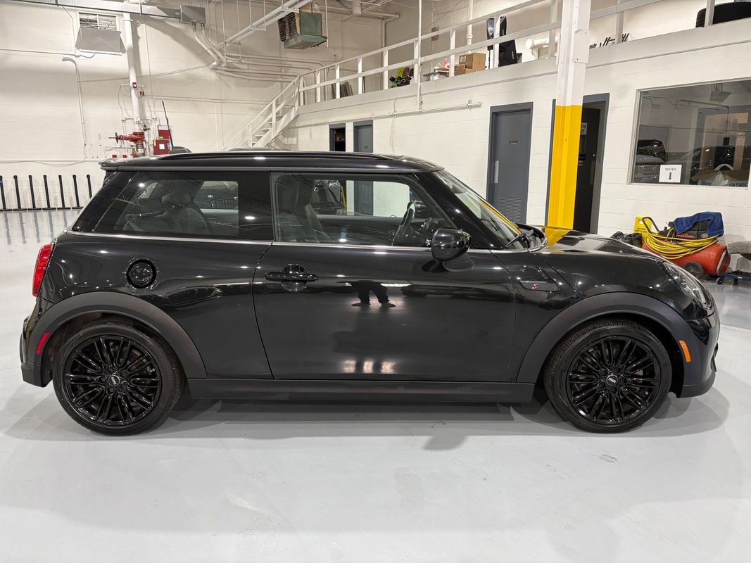 Used 2023 MINI Cooper S image 8