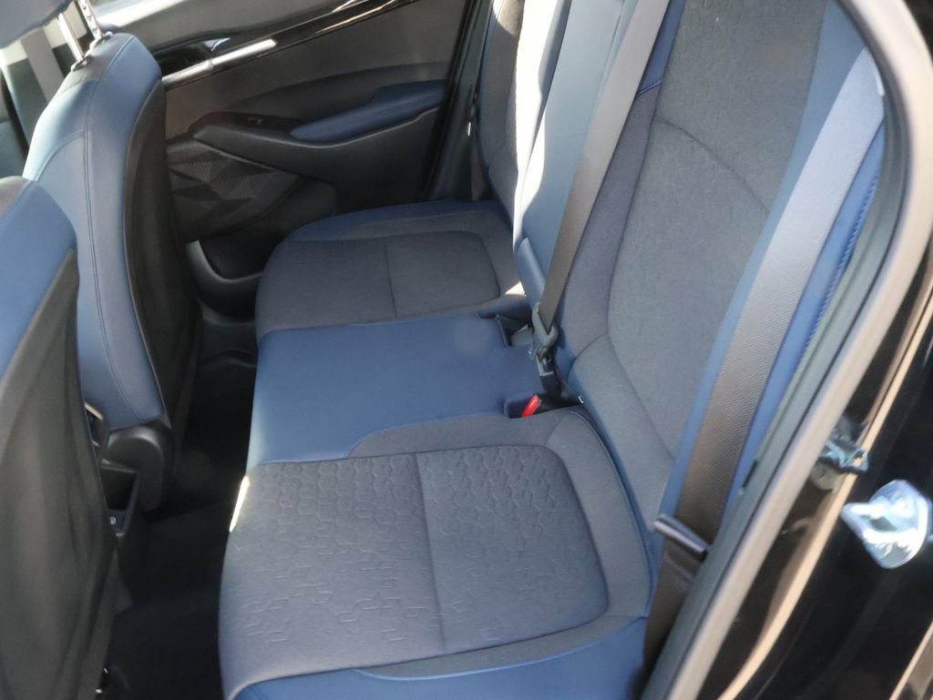 Used 2025 Kia Seltos S image 11