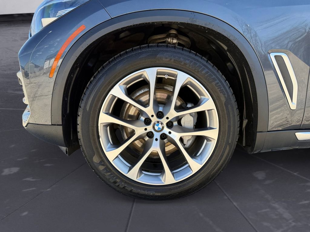 Used 2019 BMW X5 xDrive40i w/ Convenience Package image 13