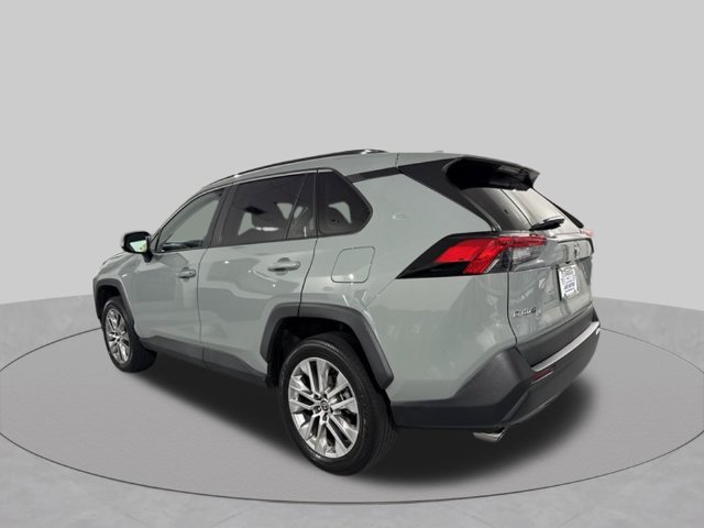 Used 2023 Toyota RAV4 XLE Premium FWD image 6