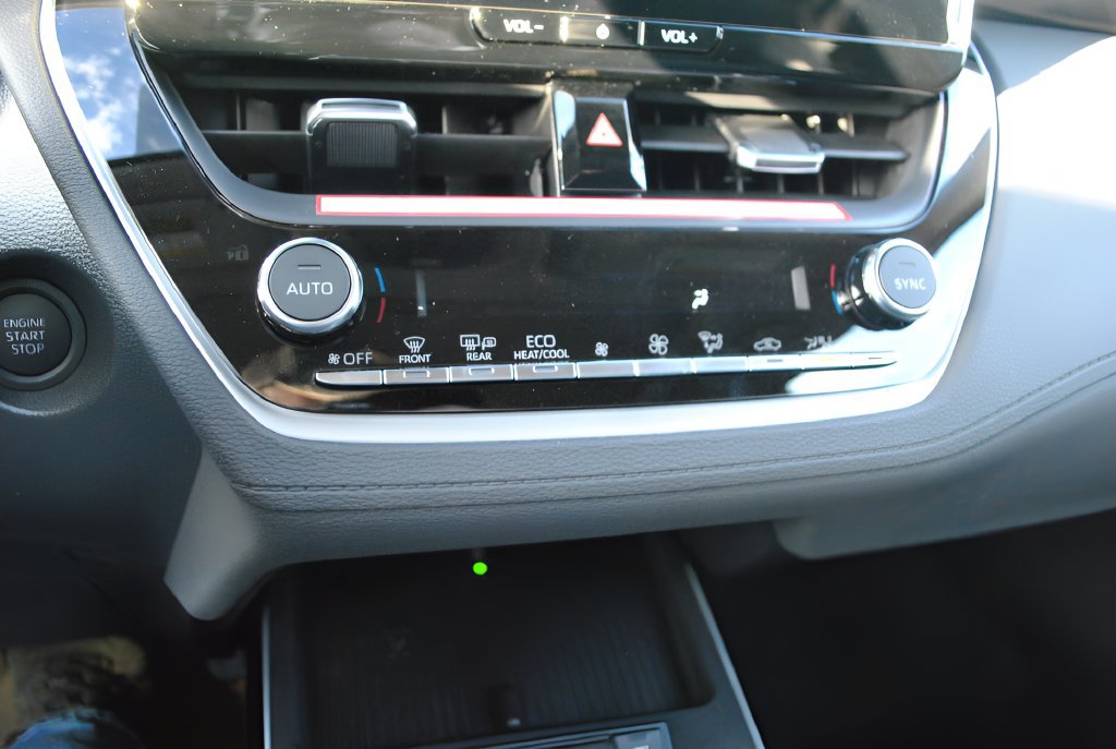 New 2026 Toyota Corolla Cross XLE w/ Convenience Package AWD/4WD image 14