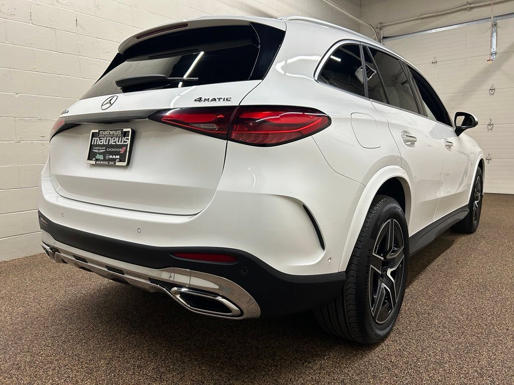 Used 2025 Mercedes-Benz GLC 350e 4MATIC image 2