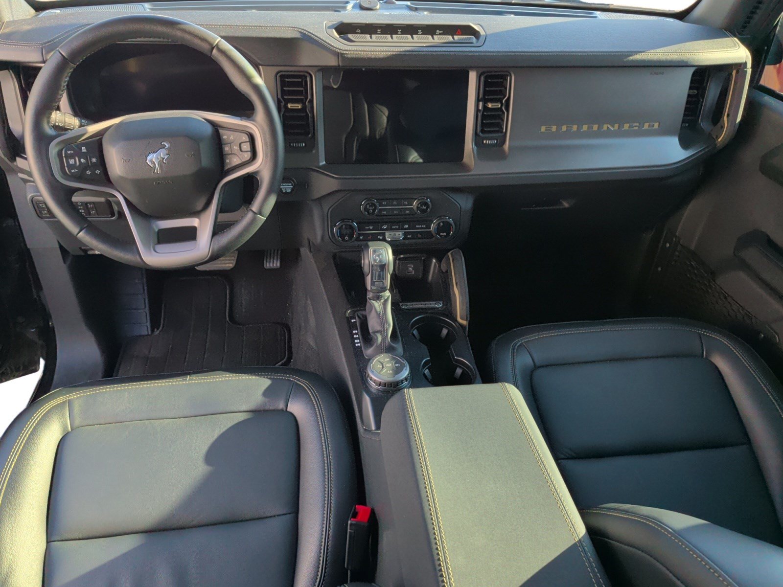 Certified 2025 Ford Bronco Badlands AWD/4WD image 16