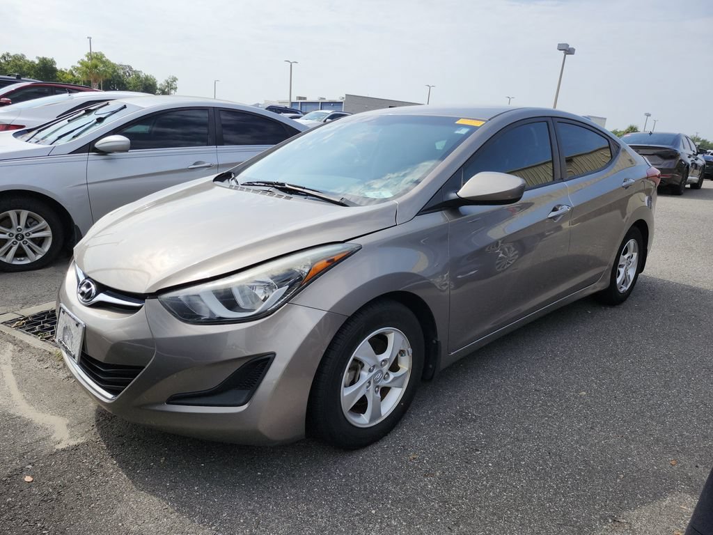 Used 2015 Hyundai Elantra SE FWD image 5