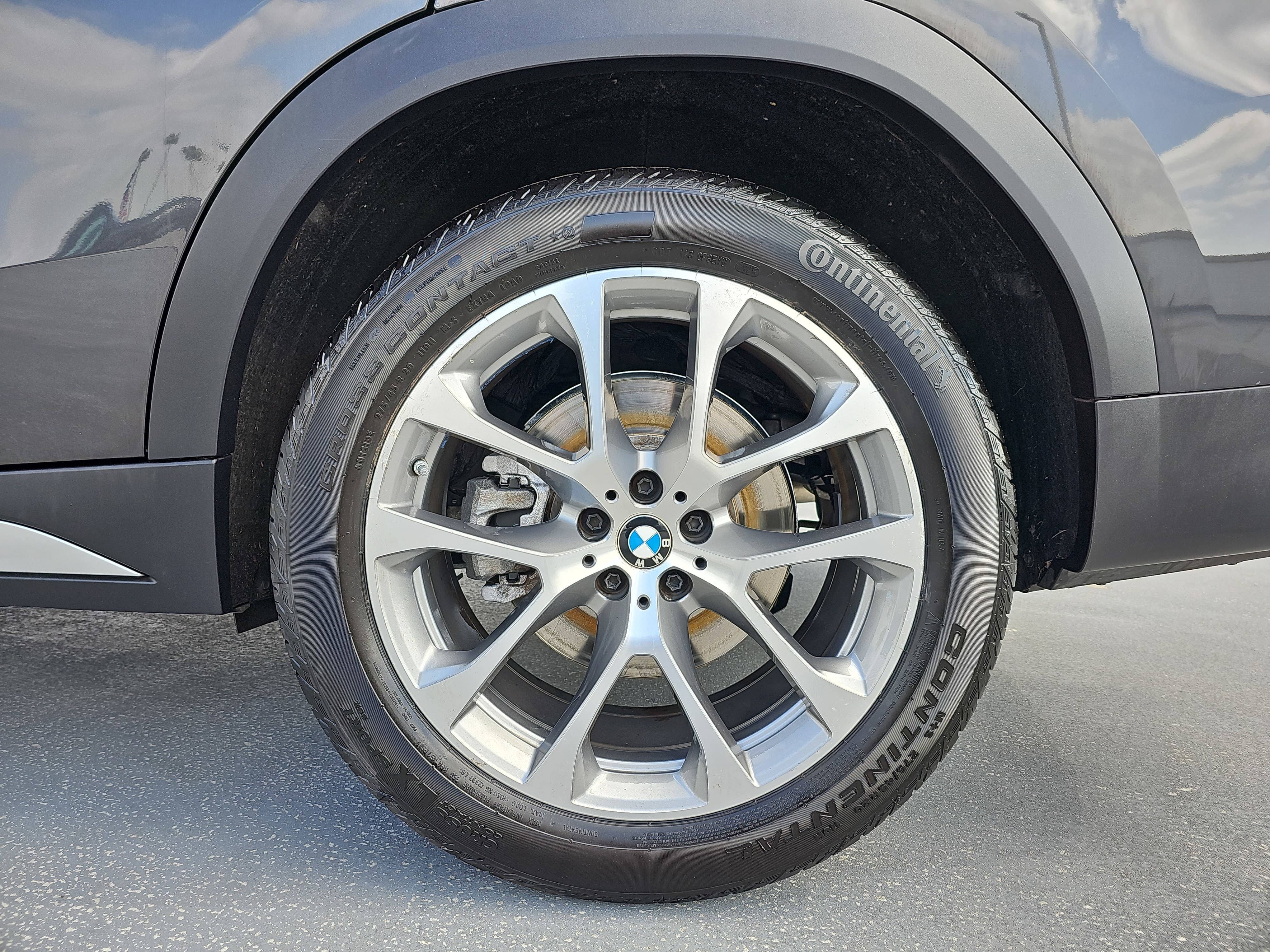 Used 2023 BMW X6 xDrive40i w/ Premium Package AWD/4WD image 34