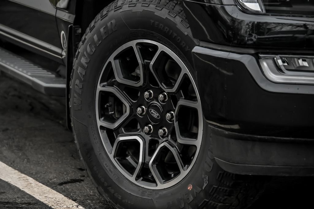 Used 2023 Ford F150 XLT w/ Equipment Group 302A High image 3