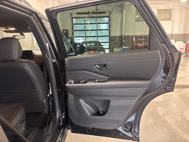 New 2026 Nissan Pathfinder Rock Creek AWD/4WD image 7