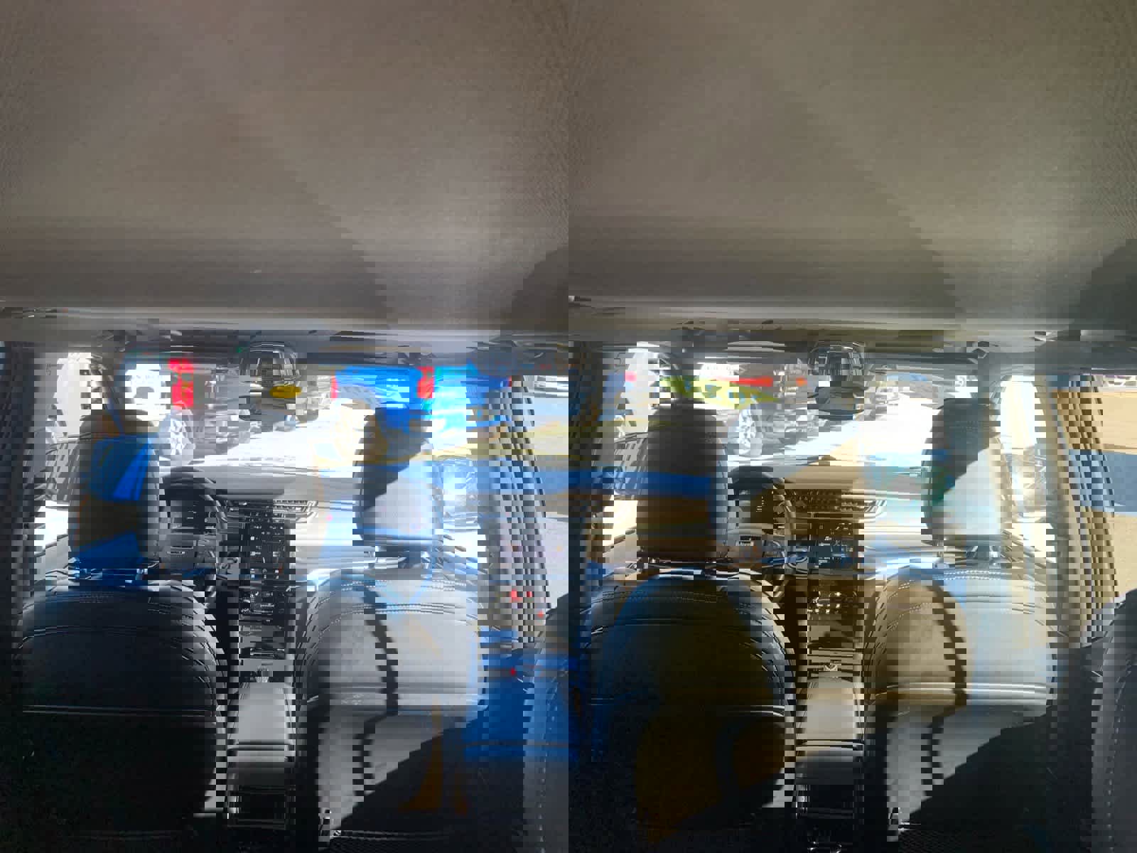 Used 2023 Jeep Grand Cherokee Altitude image 39