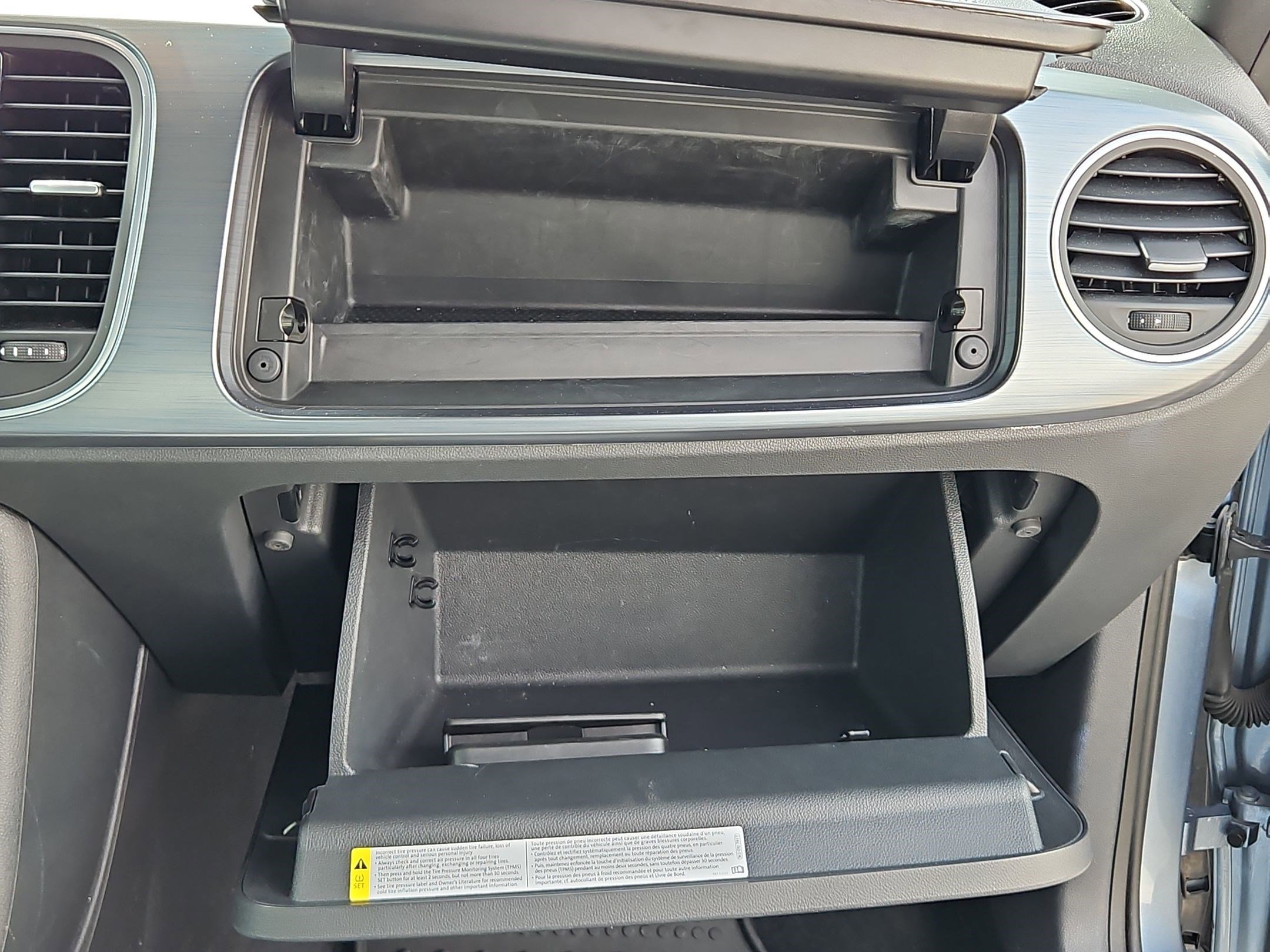 Used 2016 Volkswagen Beetle 1.8T Denim image 27