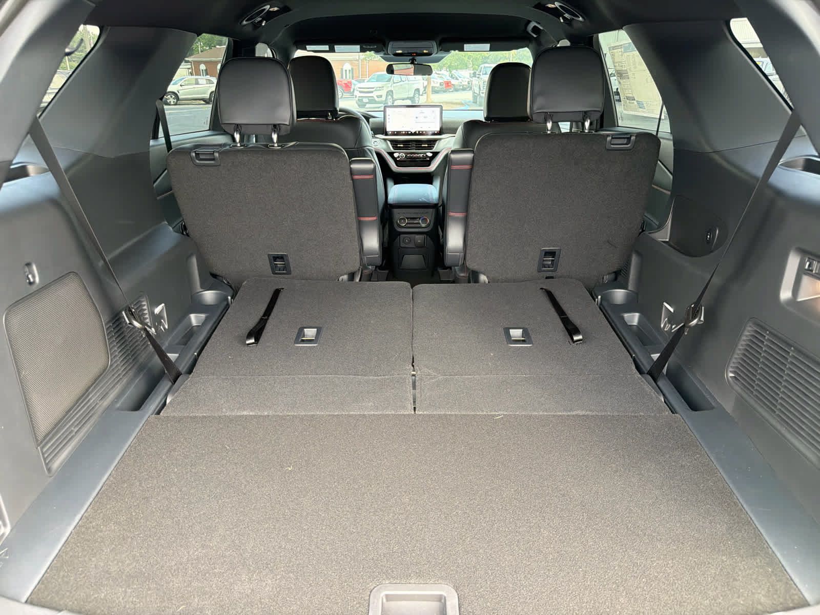 New 2026 Ford Explorer ST-Line AWD/4WD image 11