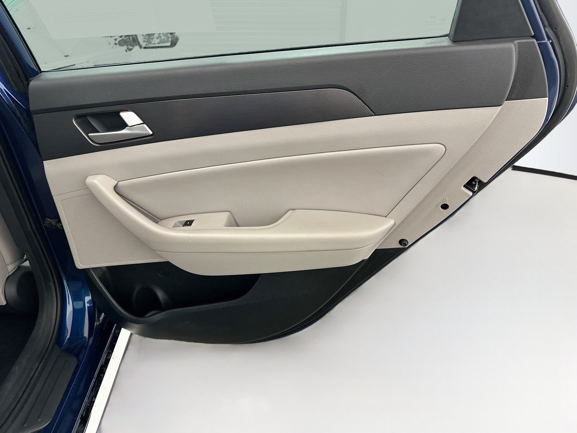 Used 2017 Hyundai Sonata Sport w/ Value Edition Package 02 FWD image 31