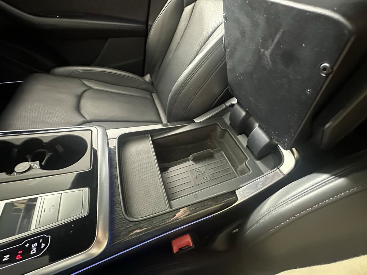 Used 2019 Audi Q8 Prestige AWD/4WD image 43