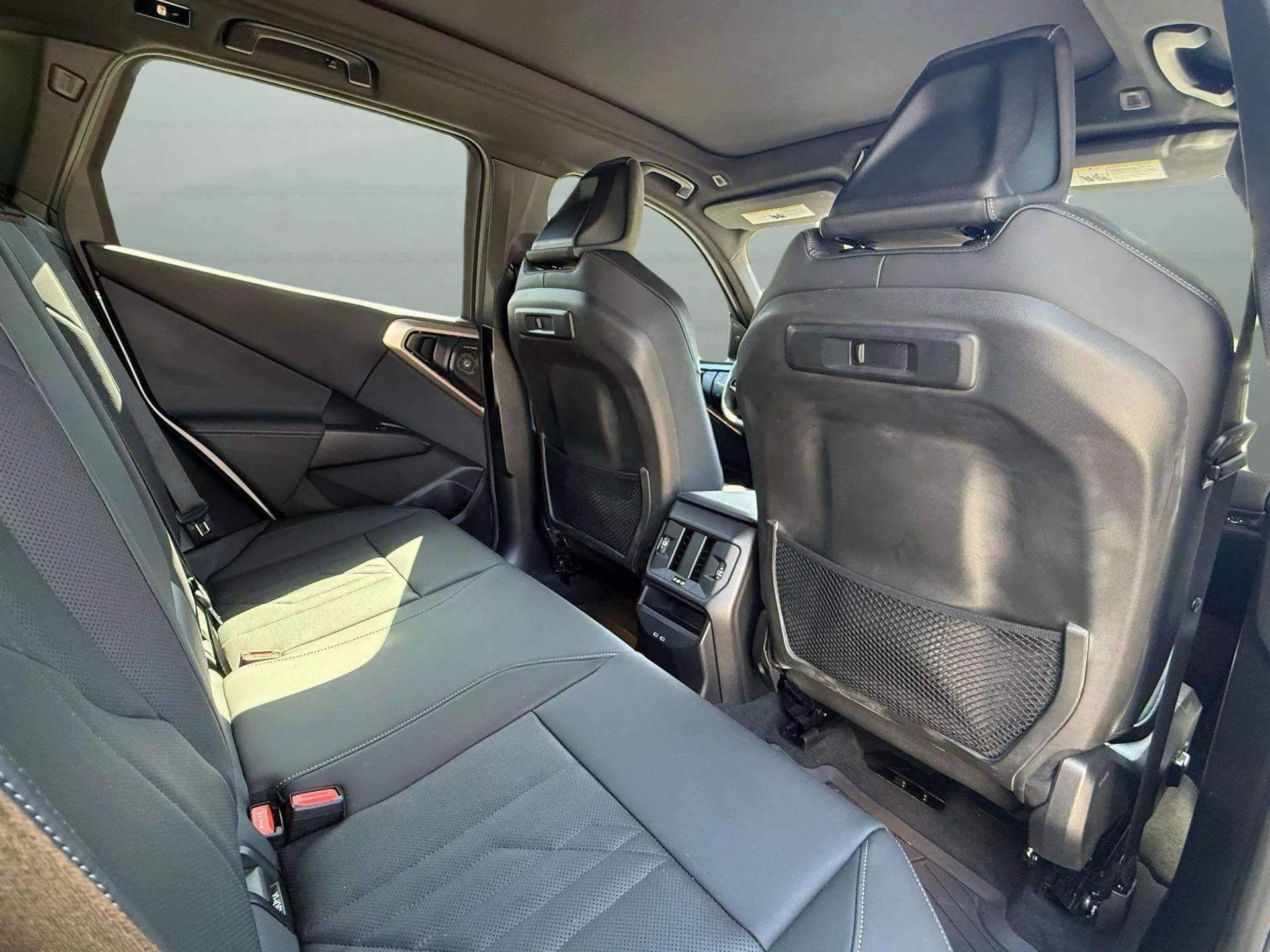 Used 2025 BMW X3 xDrive30i w/ Convenience Package image 20