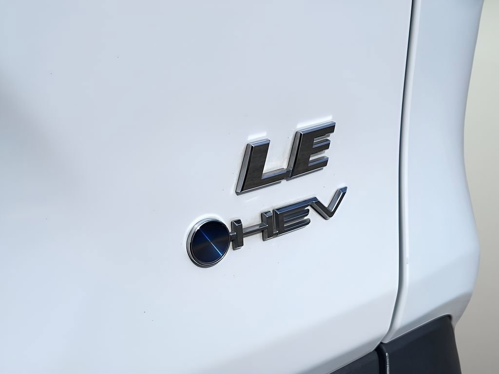 Used 2025 Toyota RAV4 LE AWD/4WD image 13