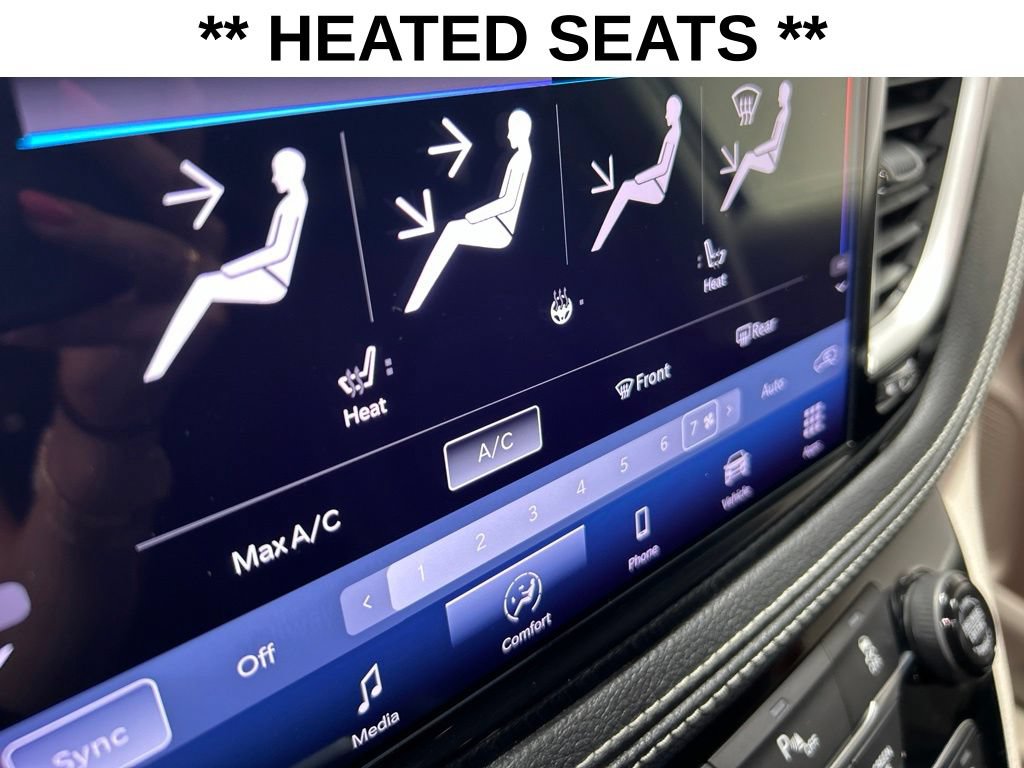 Certified 2023 Chrysler Pacifica Touring-L FWD image 13