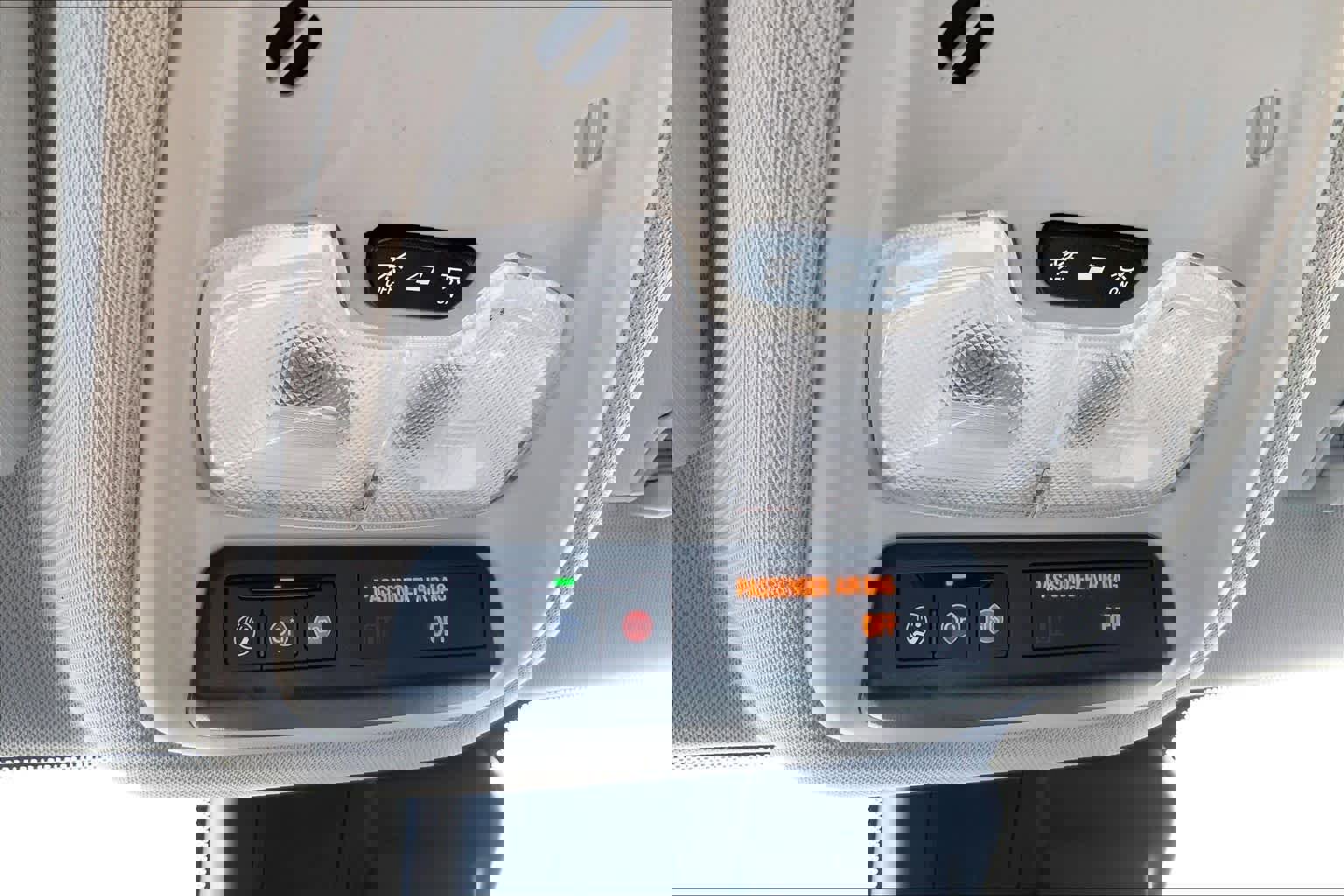 Used 2022 Chevrolet TrailBlazer LS FWD image 30