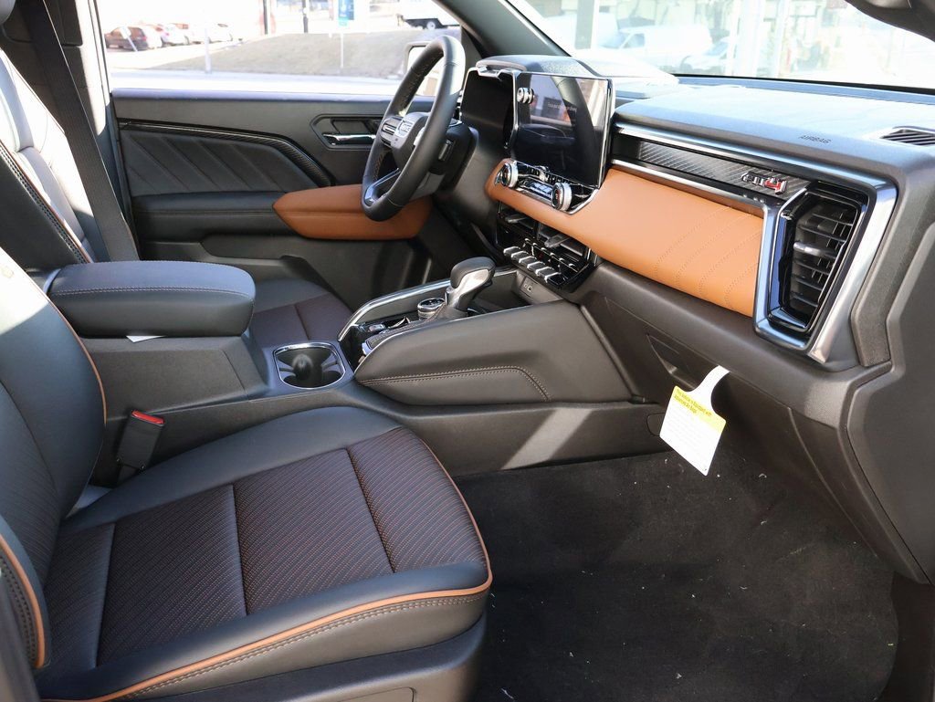 New 2026 GMC Canyon AT4 w/ Technology Plus Package image 7